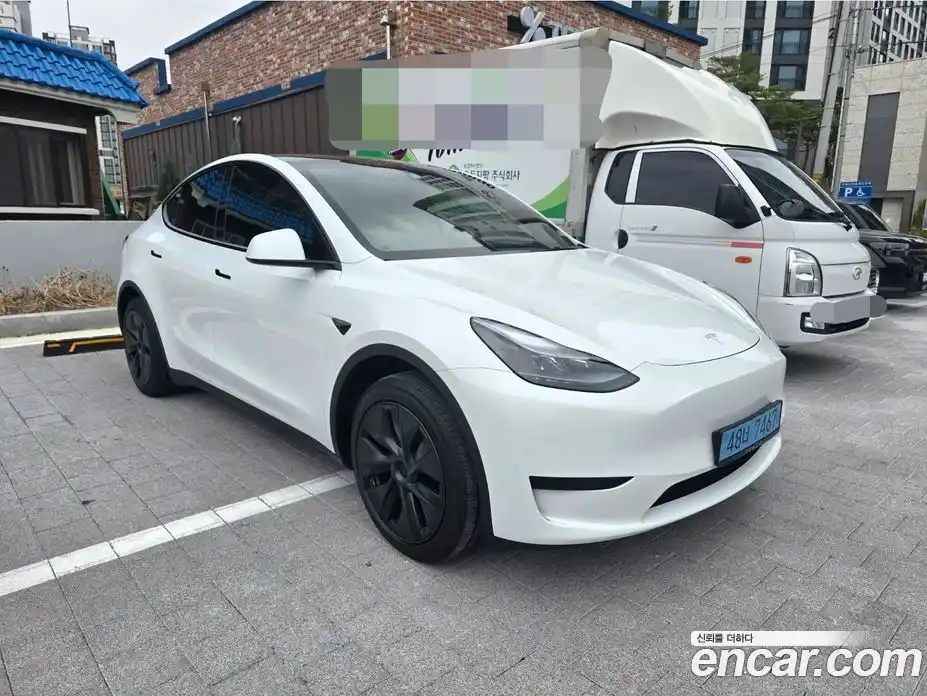 Tesla Model Y 2025 0.2 гидро в Москве № 1622477, фото 7