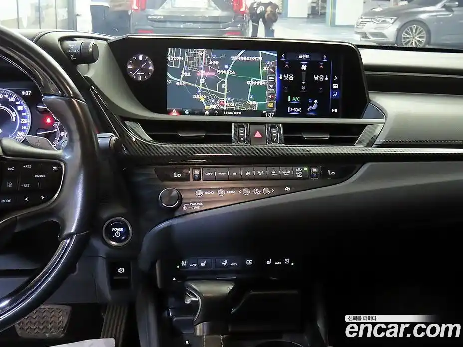 Lexus ES 2019 2.5 вариатор в Москве № 1622933, фото 11