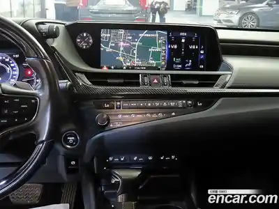 Lexus ES 2019 2.5 вариатор в Москве № 1622933, миниатюра 11