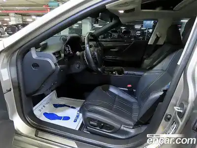Lexus ES 2019 2.5 вариатор в Москве № 1622933, миниатюра 6