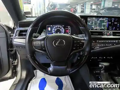 Lexus ES 2019 2.5 вариатор в Москве № 1622933, миниатюра 8