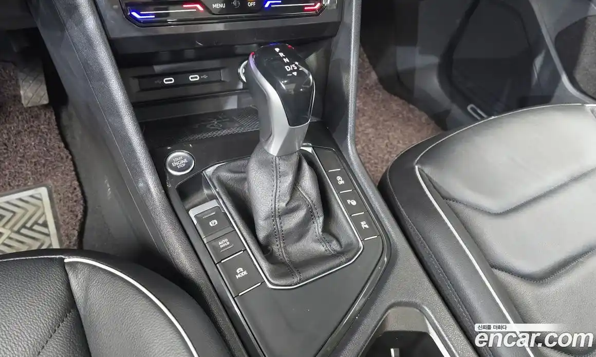 Volkswagen Tiguan 2022 2.0 гидро в Москве № 1622997, фото 9