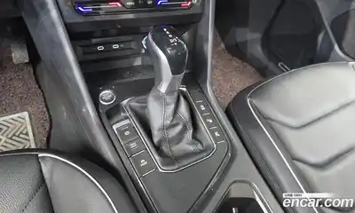 Volkswagen Tiguan 2022 2.0 гидро в Москве № 1622997, миниатюра 9