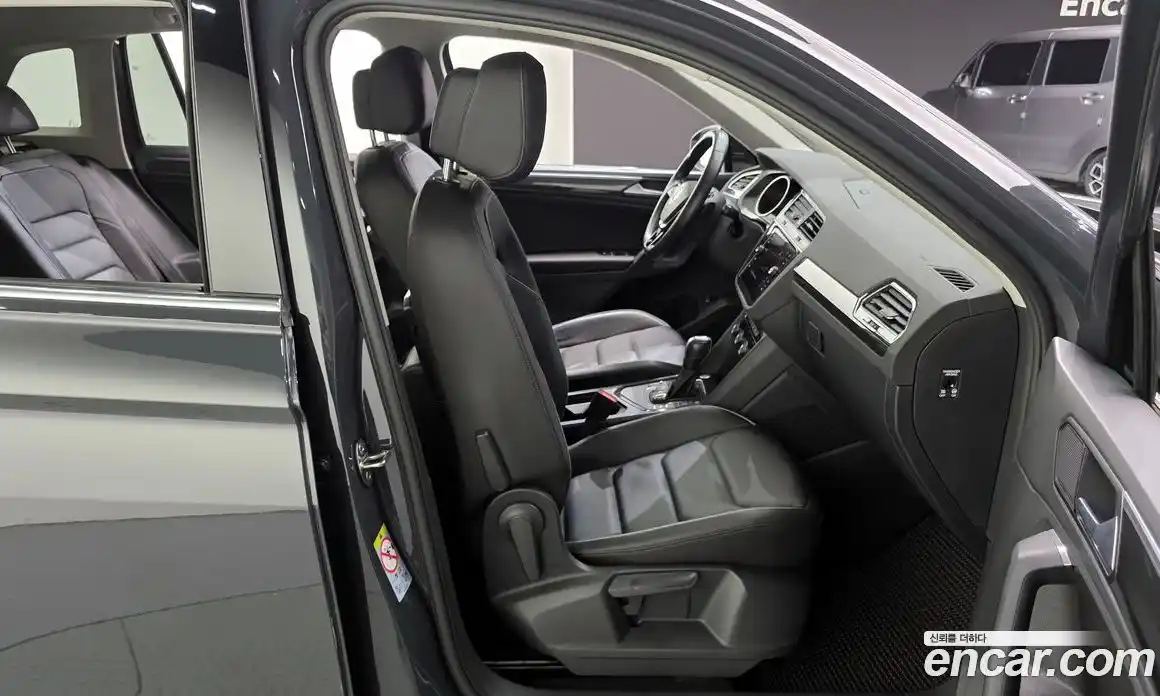 Volkswagen Tiguan 2020 2.0 гидро в Москве № 1622998, фото 12