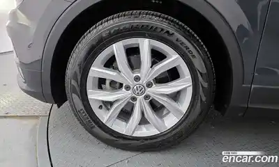 Volkswagen Tiguan 2020 2.0 гидро в Москве № 1622998, миниатюра 5