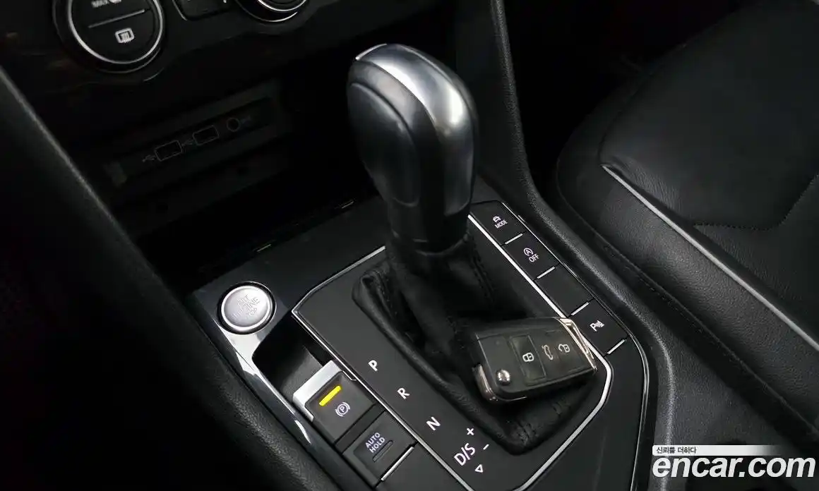 Volkswagen Tiguan 2020 2.0 гидро в Москве № 1622998, фото 9