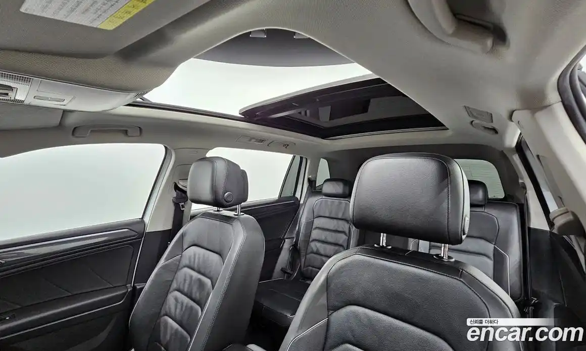 Volkswagen Tiguan 2018 2.0 гидро в Москве № 1623221, фото 17