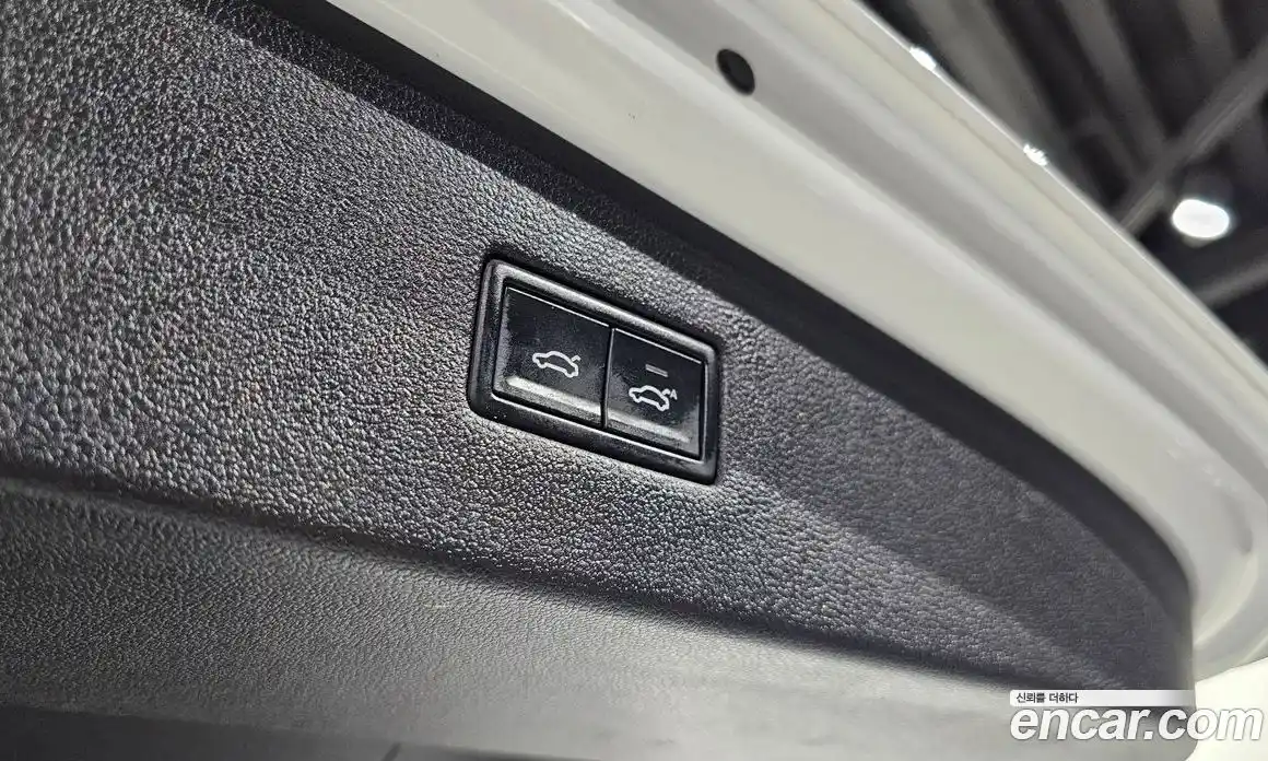 Volkswagen Tiguan 2018 2.0 гидро в Москве № 1623221, фото 20