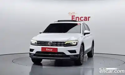 Volkswagen Tiguan 2018 2.0 гидро в Москве № 1623221, миниатюра 3