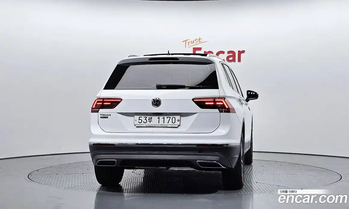 Volkswagen Tiguan 2018 2.0 гидро в Москве № 1623221, фото 4