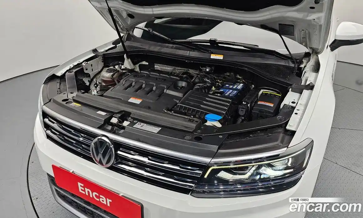 Volkswagen Tiguan 2018 2.0 гидро в Москве № 1623221, фото 6