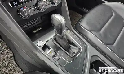 Volkswagen Tiguan 2018 2.0 гидро в Москве № 1623221, миниатюра 9