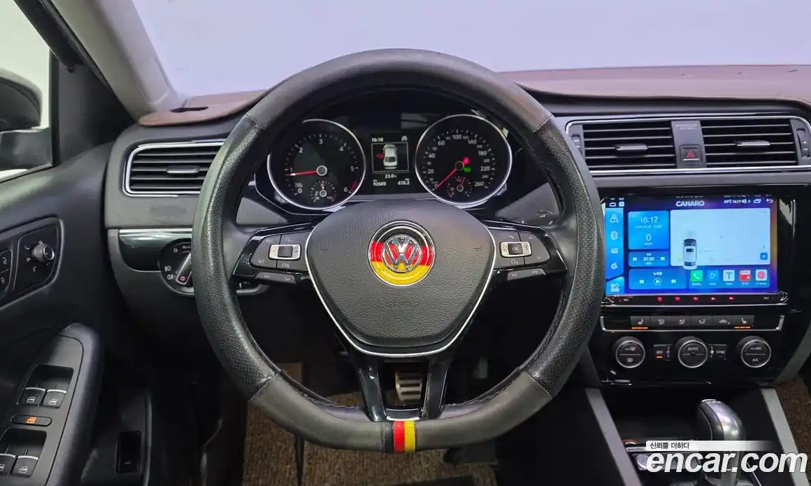 Volkswagen Jetta 2015 2.0 гидро в Москве № 1623299, фото 13