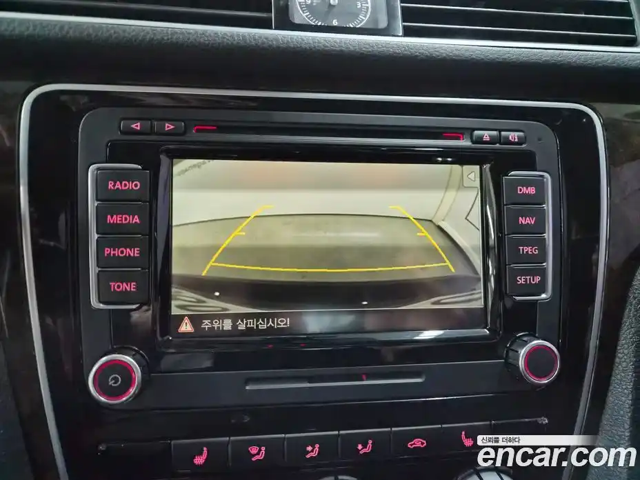 Volkswagen Passat 2015 1.8 гидро в Москве № 1623668, фото 13