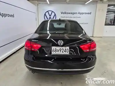 Volkswagen Passat 2015 1.8 гидро в Москве № 1623668, миниатюра 4