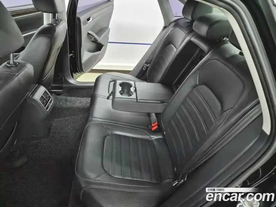 Volkswagen Passat 2015 1.8 гидро в Москве № 1623668, фото 10