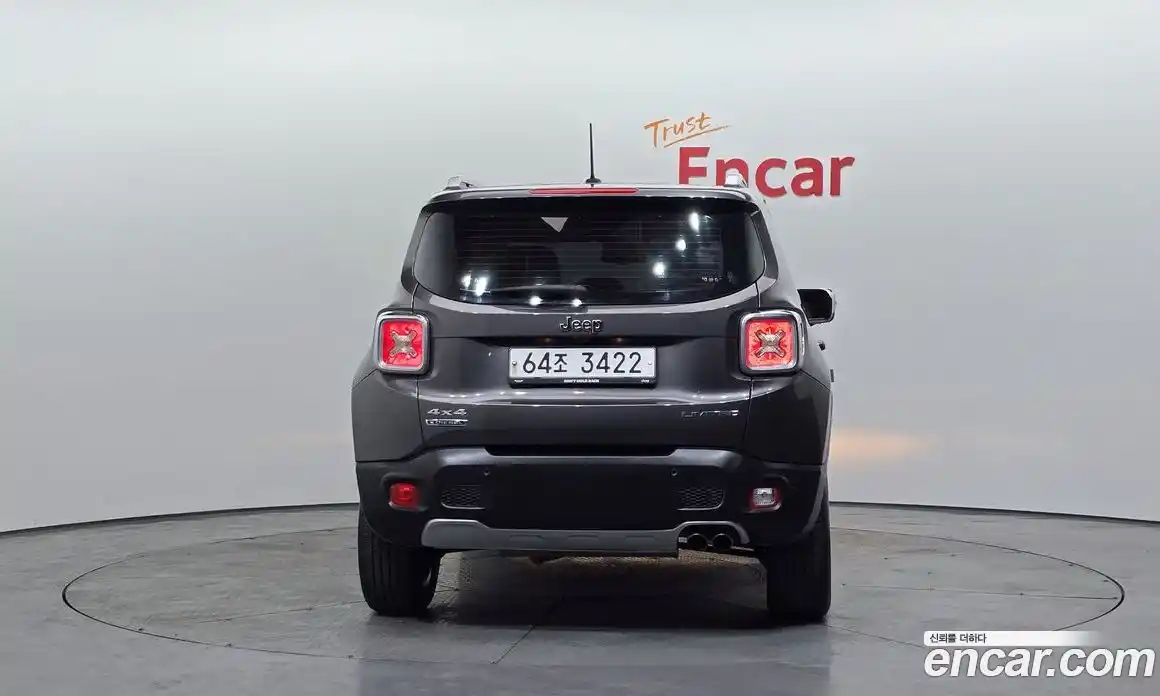 Jeep Renegade 2016 2.0 гидро в Москве № 1624141, фото 4