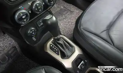 Jeep Renegade 2016 2.0 гидро в Москве № 1624141, миниатюра 9