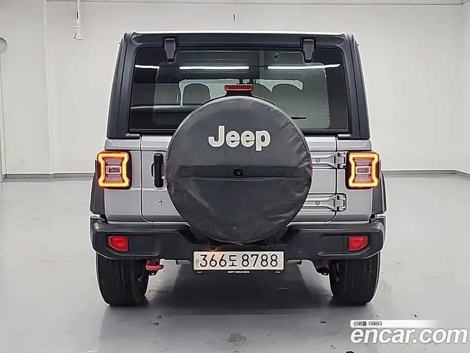Jeep Wrangler 2018 2.0 гидро в Москве № 1624299, фото 3