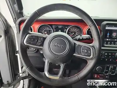 Jeep Wrangler 2018 2.0 гидро в Москве № 1624299, миниатюра 9