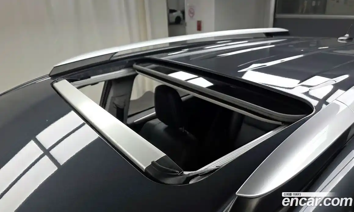 Toyota RAV4 2015 2.5 гидро в Москве № 1624399, фото 19
