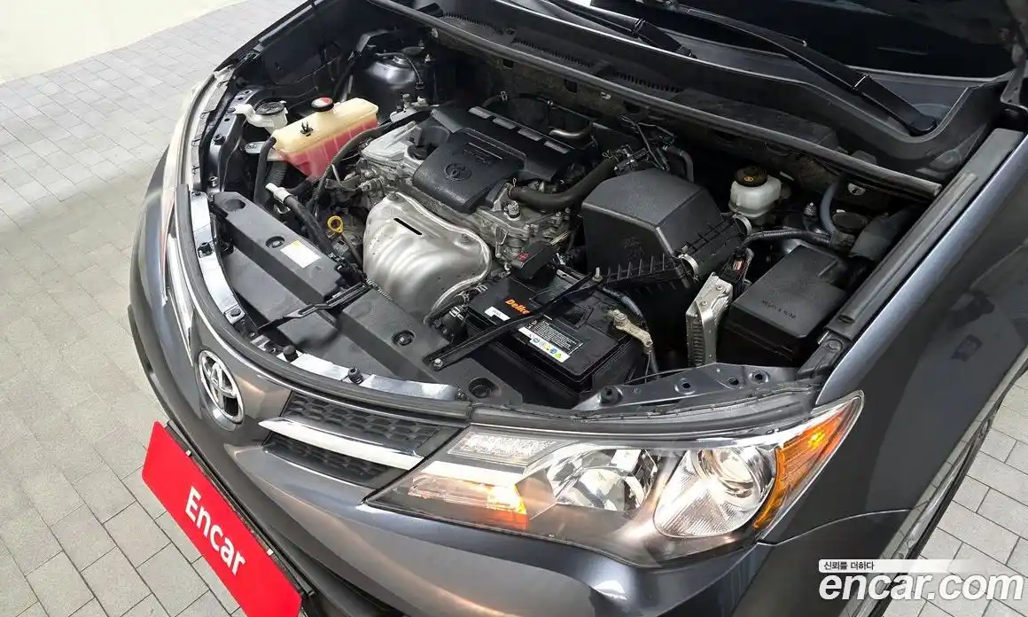 Toyota RAV4 2015 2.5 гидро в Москве № 1624399, фото 6