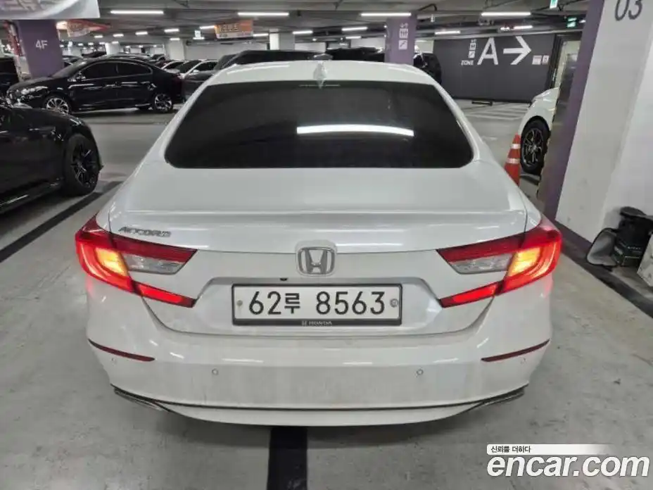Honda Accord 2019 1.5 вариатор в Москве № 1624747, фото 4