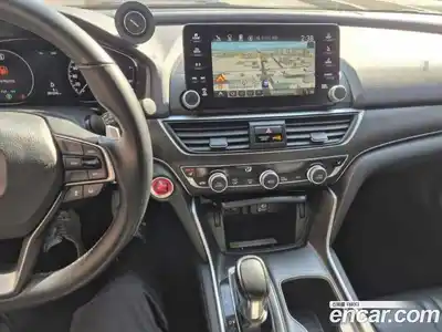Honda Accord 2019 1.5 вариатор в Москве № 1624747, миниатюра 9