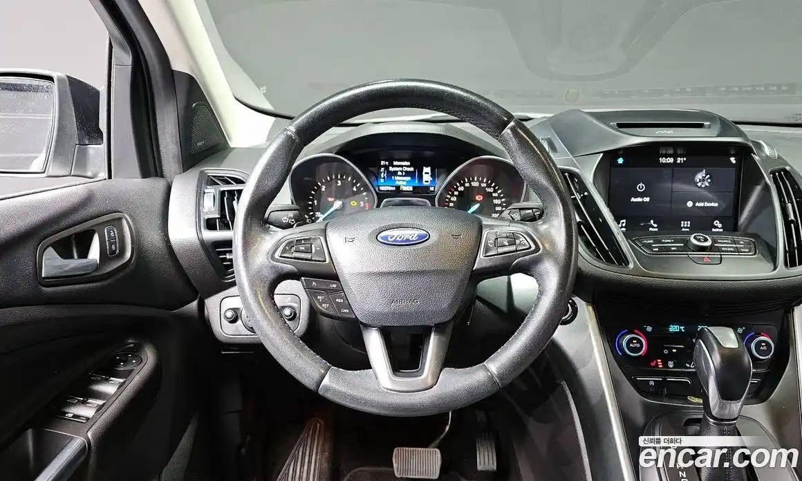 Ford Kuga 2017 2.0 гидро в Москве № 1625133, фото 13