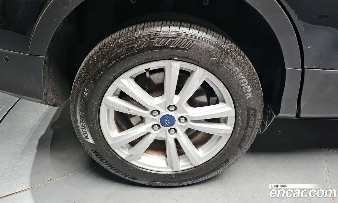 Ford Kuga 2017 2.0 гидро в Москве № 1625133, фото 5