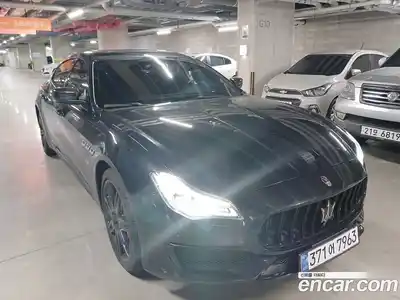 Maserati Quattroporte 2014 3.0 гидро в Москве № 1625460, миниатюра 4