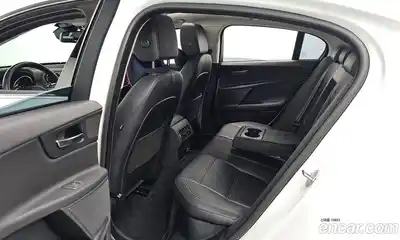 Jaguar XE 2015 2.0 гидро в Москве № 1625510, миниатюра 12