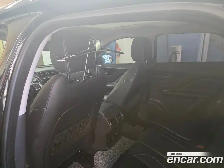 Jaguar F-Pace 2017 3.0 гидро в Москве № 1625605, фото 3