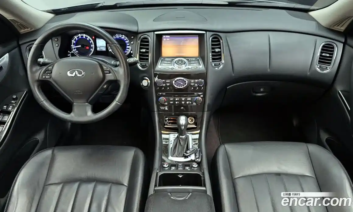 Infiniti QX50 2015 3.7 гидро в Москве № 1625685, фото 7