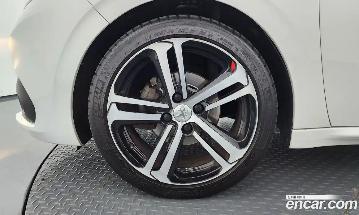 Peugeot 208 2018 1.6 гидро в Москве № 1625825, фото 5