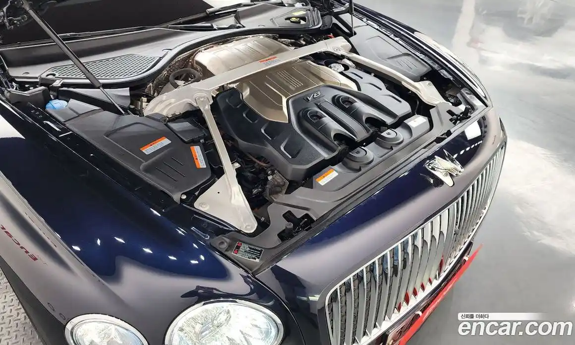 Bentley Flying Spur 2023 4.0 гидро в Москве № 1625948, фото 6