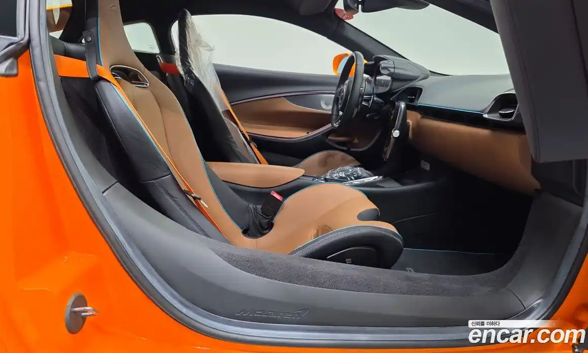 McLaren Artura 2023 3.0 гидро в Москве № 1626250, фото 11