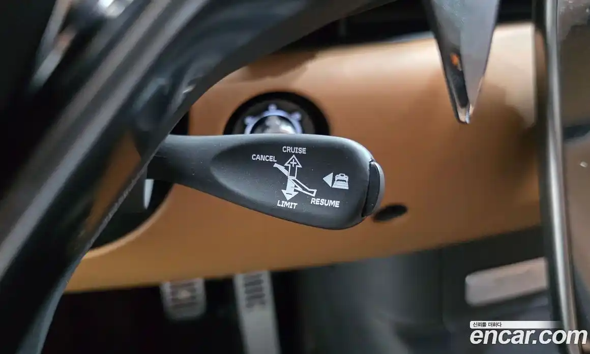 McLaren Artura 2023 3.0 гидро в Москве № 1626250, фото 15