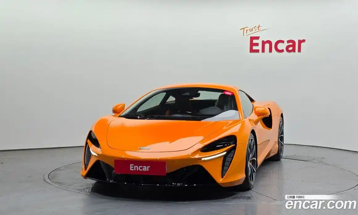 McLaren Artura 2023 3.0 гидро в Москве № 1626250, фото 3