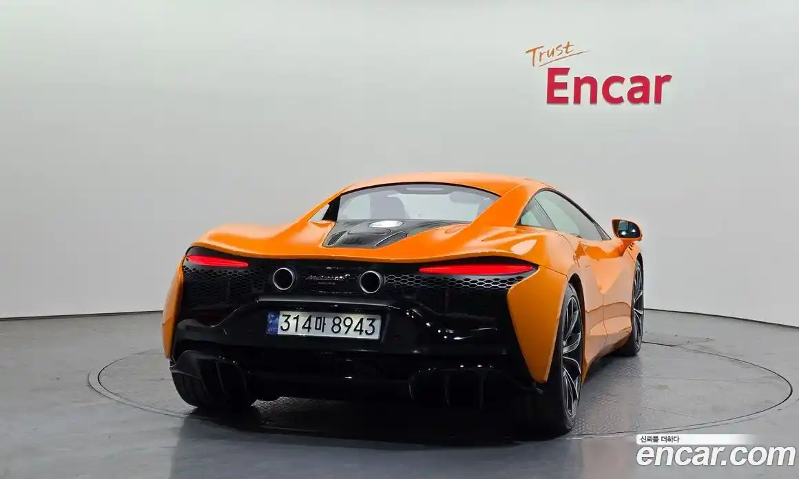 McLaren Artura 2023 3.0 гидро в Москве № 1626250, фото 4