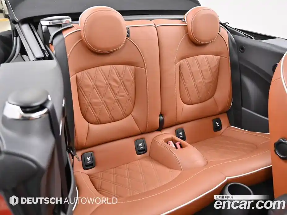 Mini Cooper Convertible 2018 2.0 гидро в Москве № 167459, фото 12