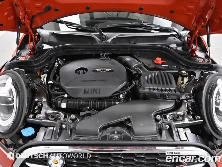 Mini Cooper Convertible 2018 2.0 гидро в Москве № 167459, фото 6