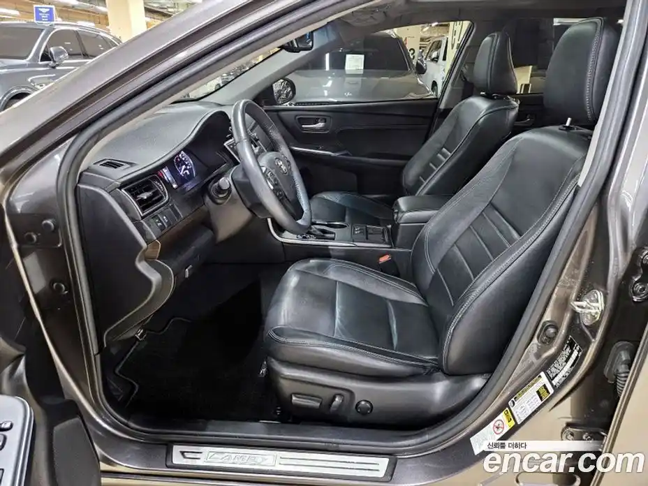 Toyota Camry 2017 2.5 гидро в Москве № 170353, фото 10