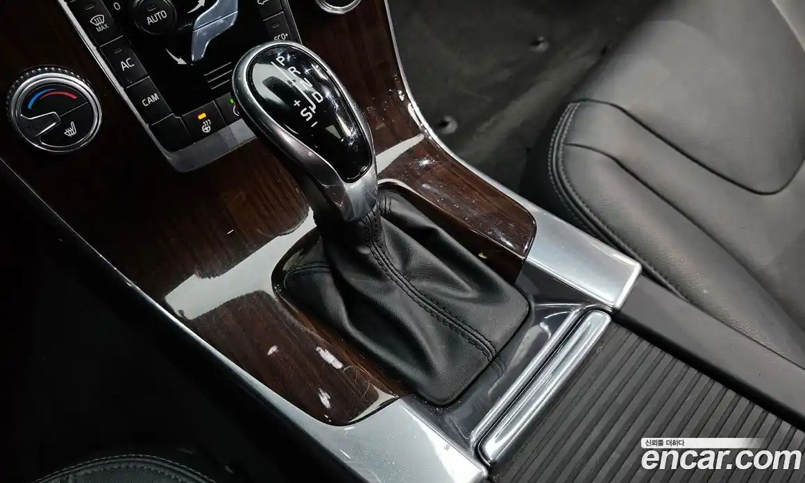 Volvo S60 2018 2.0 гидро в Москве № 197071, фото 9