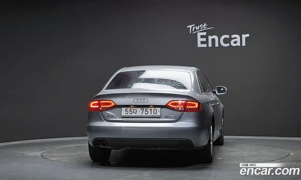 Audi A4 2011 2.0 гидро в Москве № 210592, фото 4