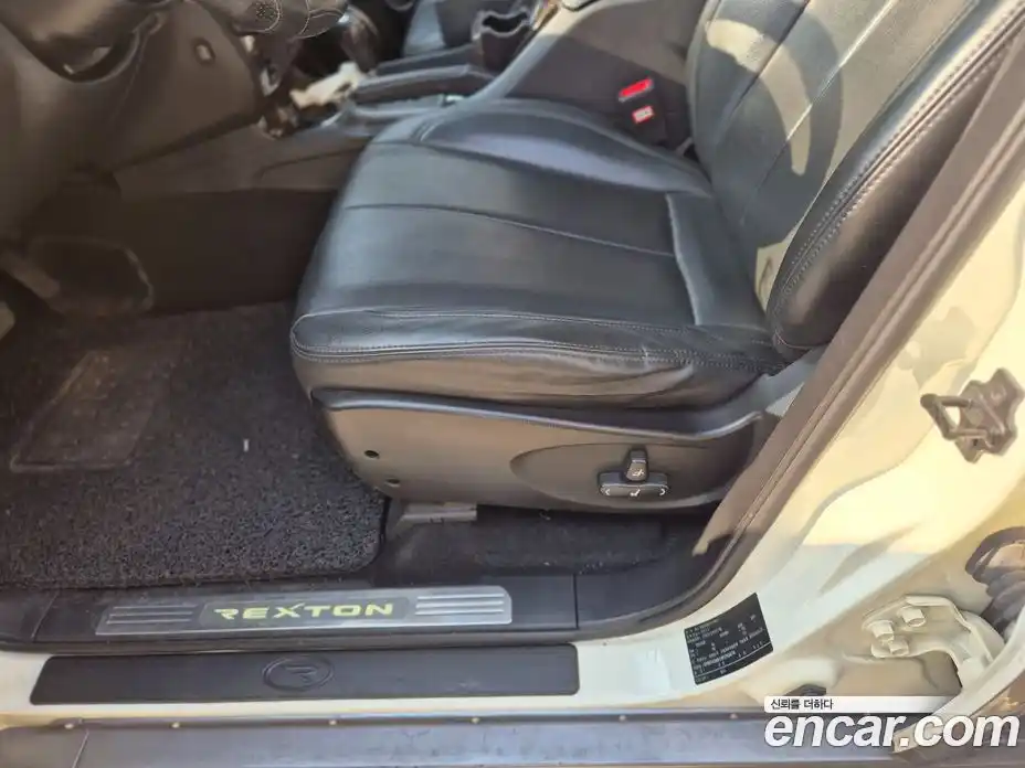 SsangYong Rexton 2011 2.0 гидро в Москве № 27080, фото 13