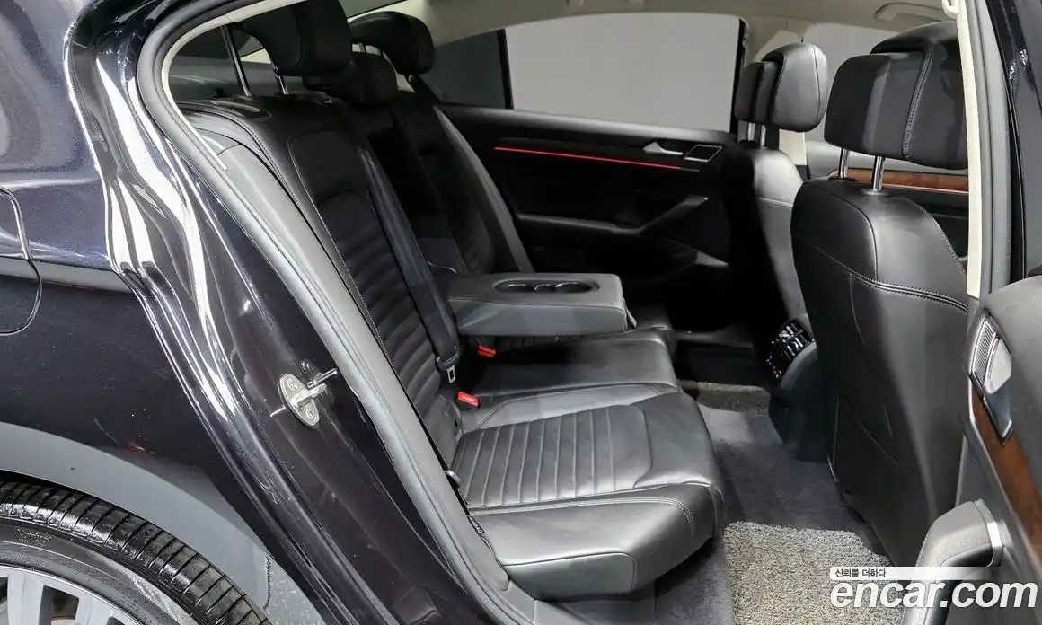 Volkswagen Passat 2018 2.0 гидро в Москве № 547309, фото 12