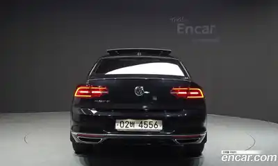 Volkswagen Passat 2018 2.0 гидро в Москве № 547309, миниатюра 4