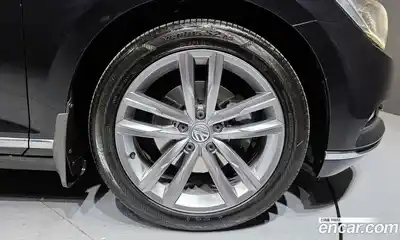 Volkswagen Passat 2018 2.0 гидро в Москве № 547309, миниатюра 5
