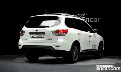 Nissan Pathfinder 2016 3.5 гидро в Москве № 863602, миниатюра 2
